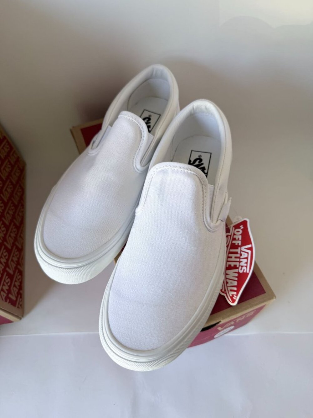 Vans Classic Slip On Shoes True White Unisex Casual Sneakers Size M8.5 W10